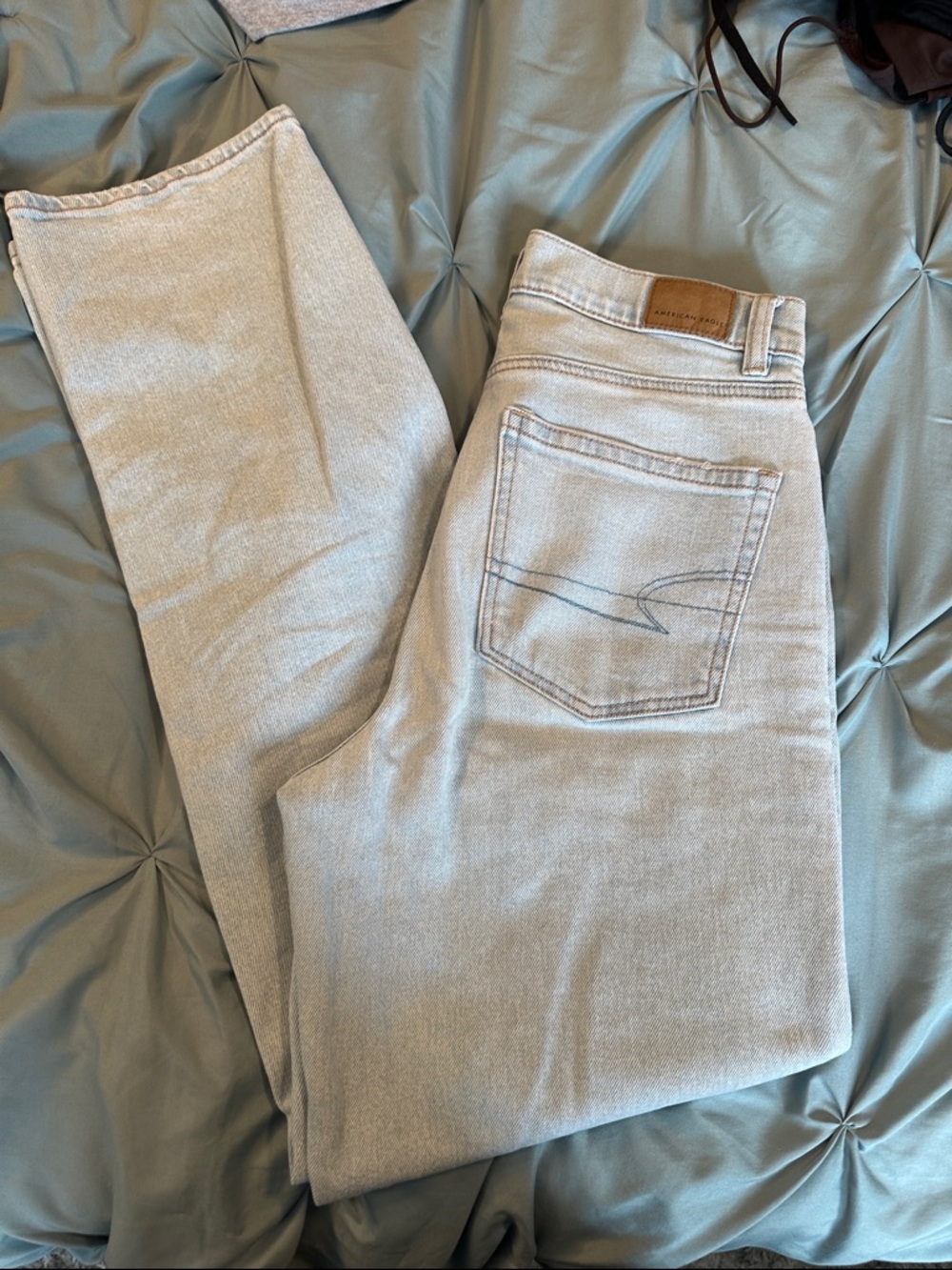 Relaxed Straight Leg Jeans